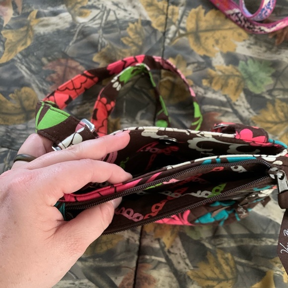 Vera Bradley hipster style purse - Picture 3 of 6